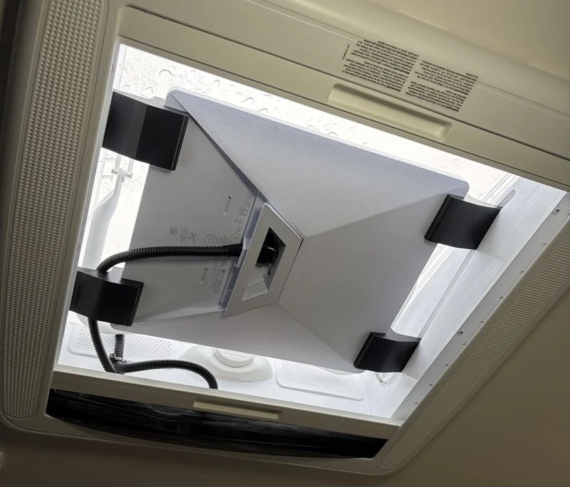 Custom Starlink installation with 3D printed mounting brackets by Apex